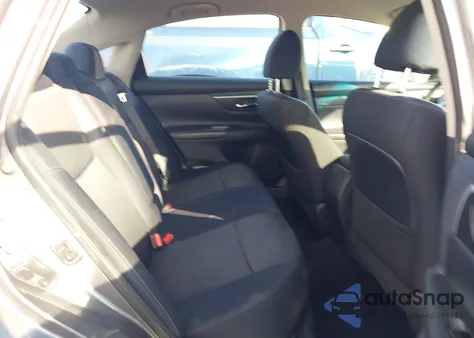 2017 Nissan Altima 2.5 Sr z USA, uszkodzony, nr VIN 1N4AL3AP0HC136136